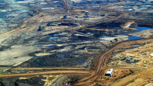 Alberta tar sands operation in 2008 - Photo from Wikimedia Commons